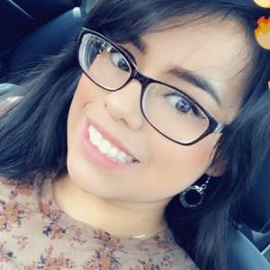 Meet your Posher, Selena